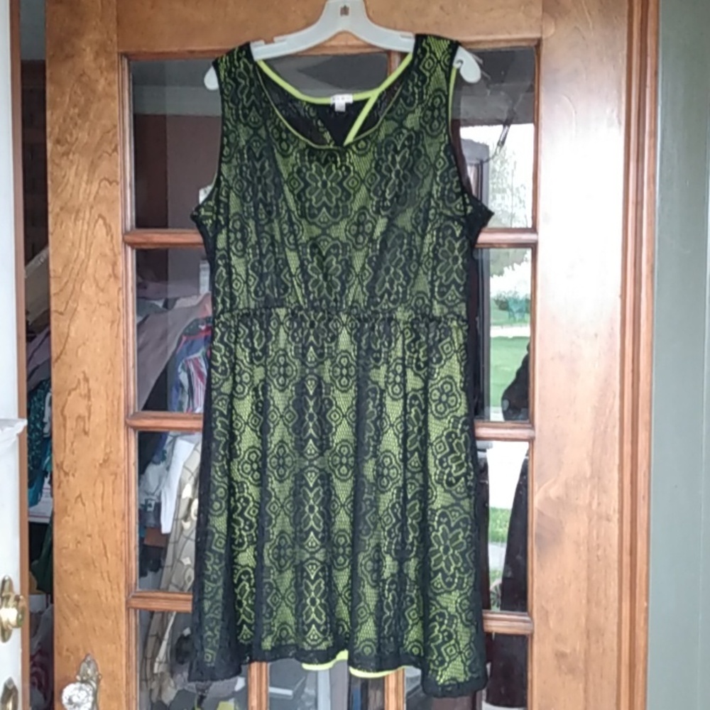 Extra Touch 3x Dress